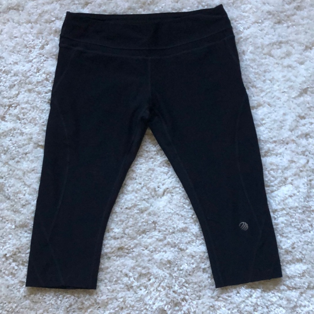 MPG cropped leggings yoga pants EUC size large